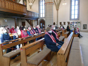 Heilige Messe mit karnevalistischem Ambiente (Foto: Karl-Franz Thiede)